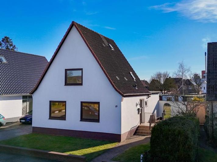 Einfamilienhaus: Frontansicht des Hauses