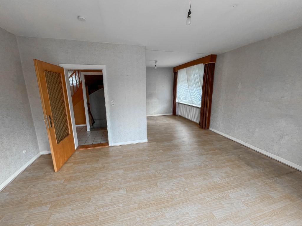 Einfamilienhaus: Wohn- und Esszimmer