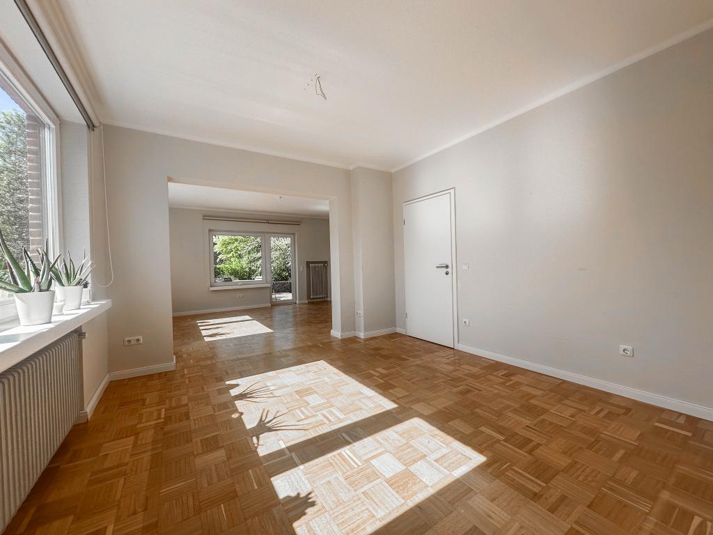 Einfamilienhaus: Wohn- und Esszimmer