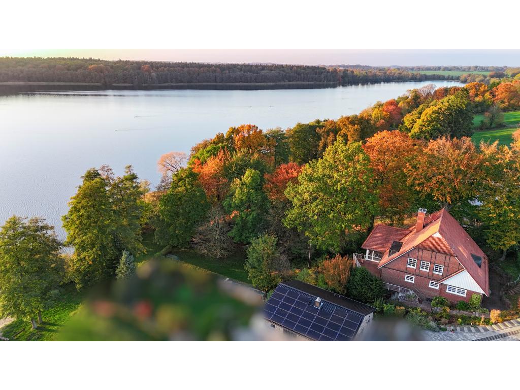 Einfamilienhaus: Luftbild