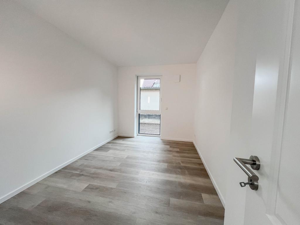 Mehrfamilienhaus: Gästezimmer / Büro