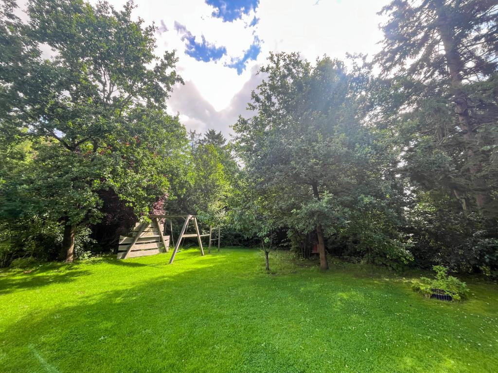 Einfamilienhaus: gro&szlig;z&uuml;giger Gartenbereich