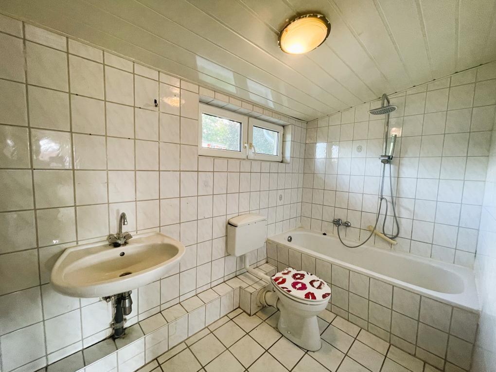 Reihenhaus: Badezimmer