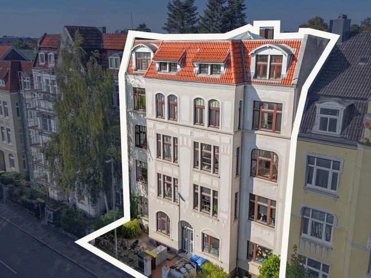 Mehrfamilienhaus: Seitenansicht