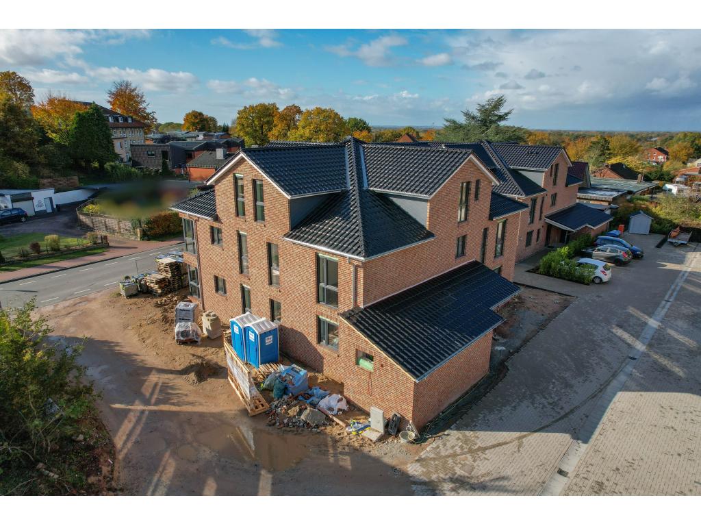 Mehrfamilienhaus: Rückansicht 2