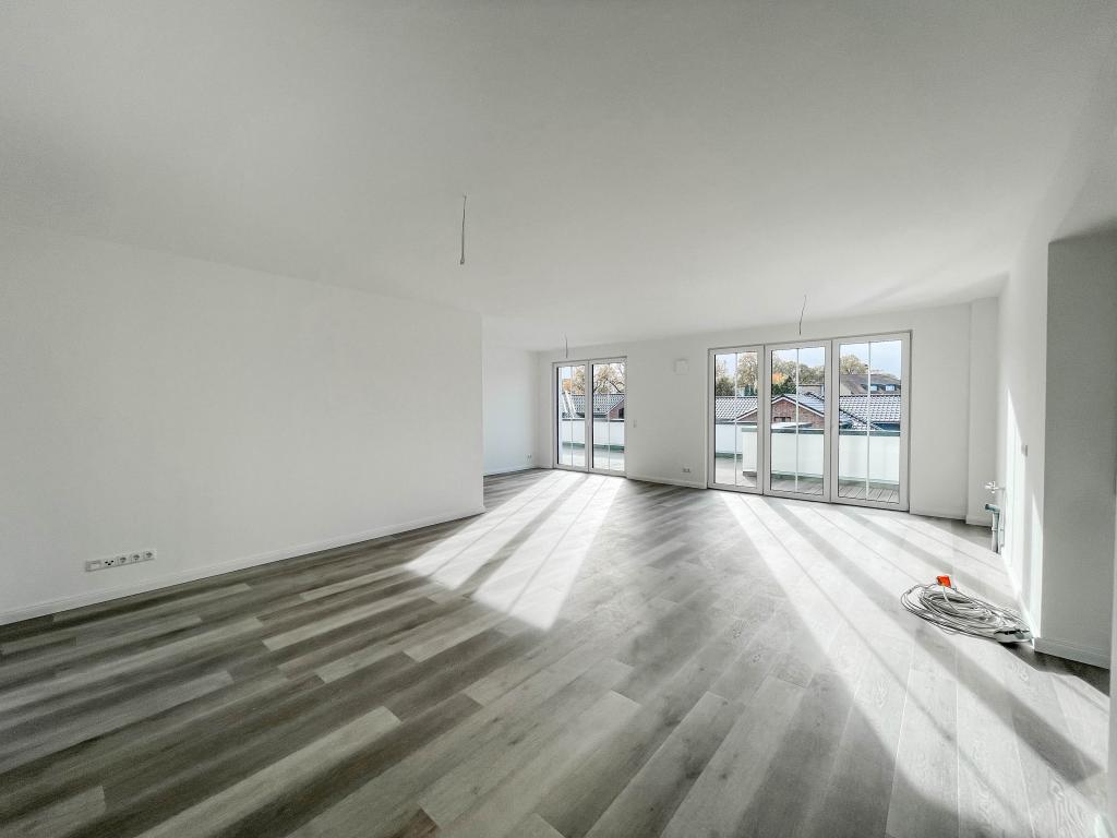 4 Zimmer Wohnung: Wohn- und Essbereich