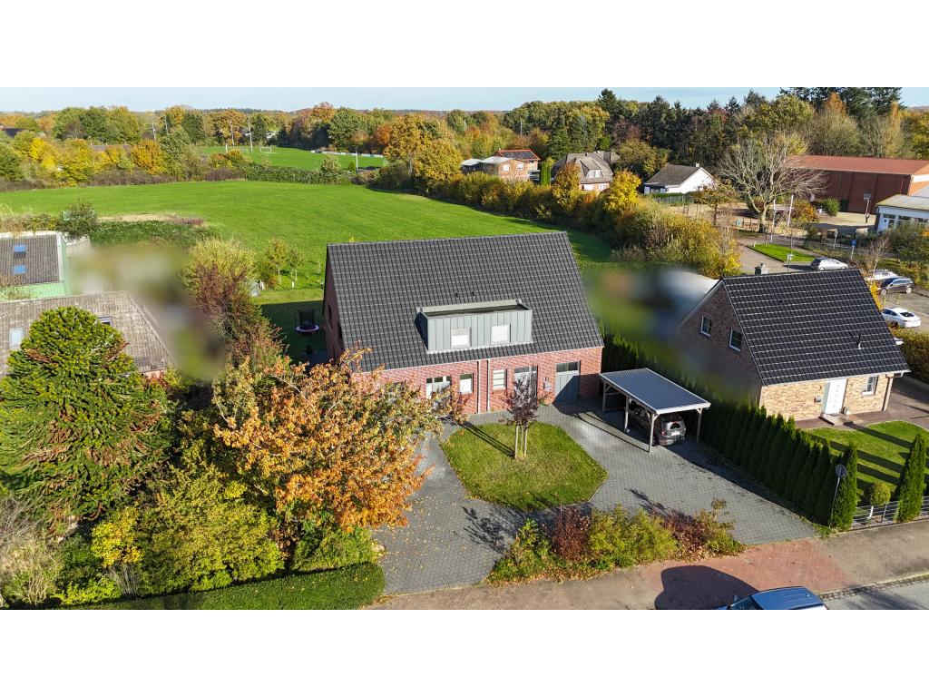 Doppelhaushälfte: Tolle Feldrandlage