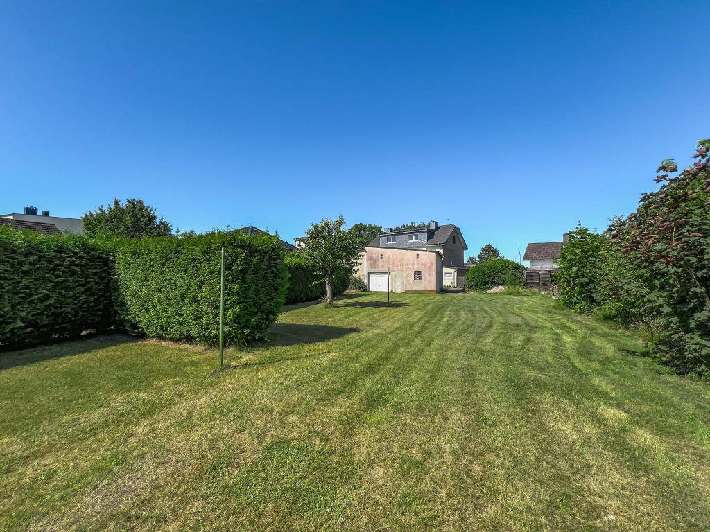 1.552,00 m ² Grundstück Wohnen: 1.552,00 m ²