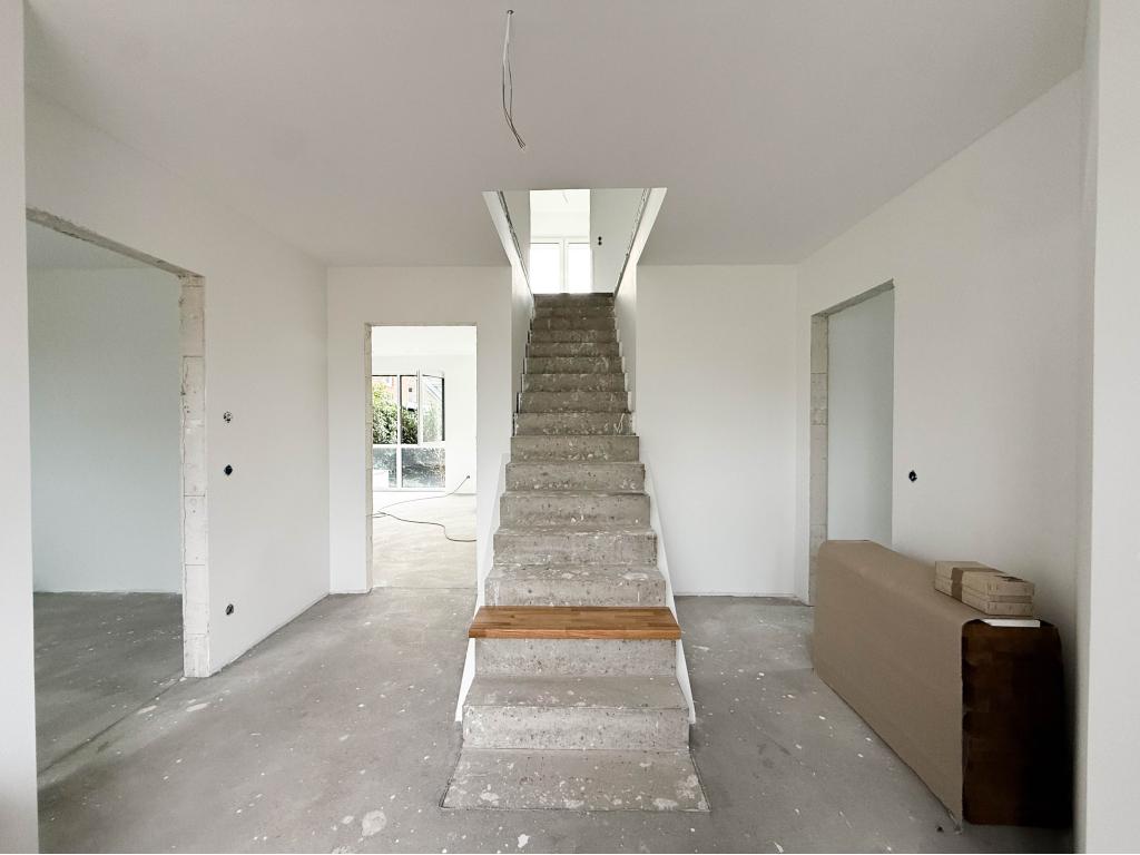 heller Eingangsbereich Doppelhaushälfte: heller Eingangsbereich