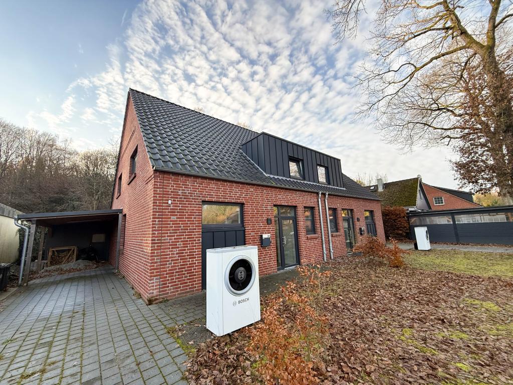 Tolle DHH in Waldlage Doppelhaushälfte: Tolle DHH in Waldlage