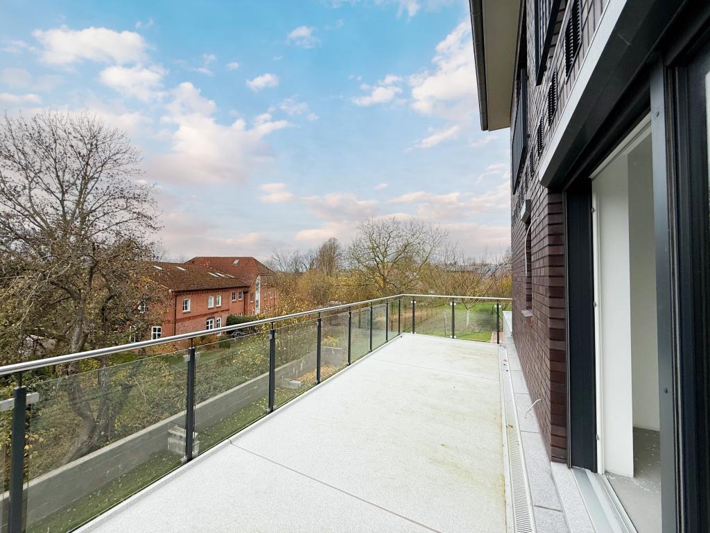 Balkon Doppelhaushälfte: Balkon