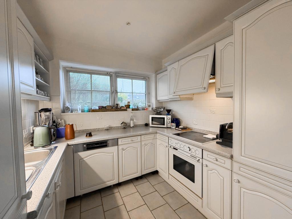 Reihenhaus: Einbauk&uuml;che