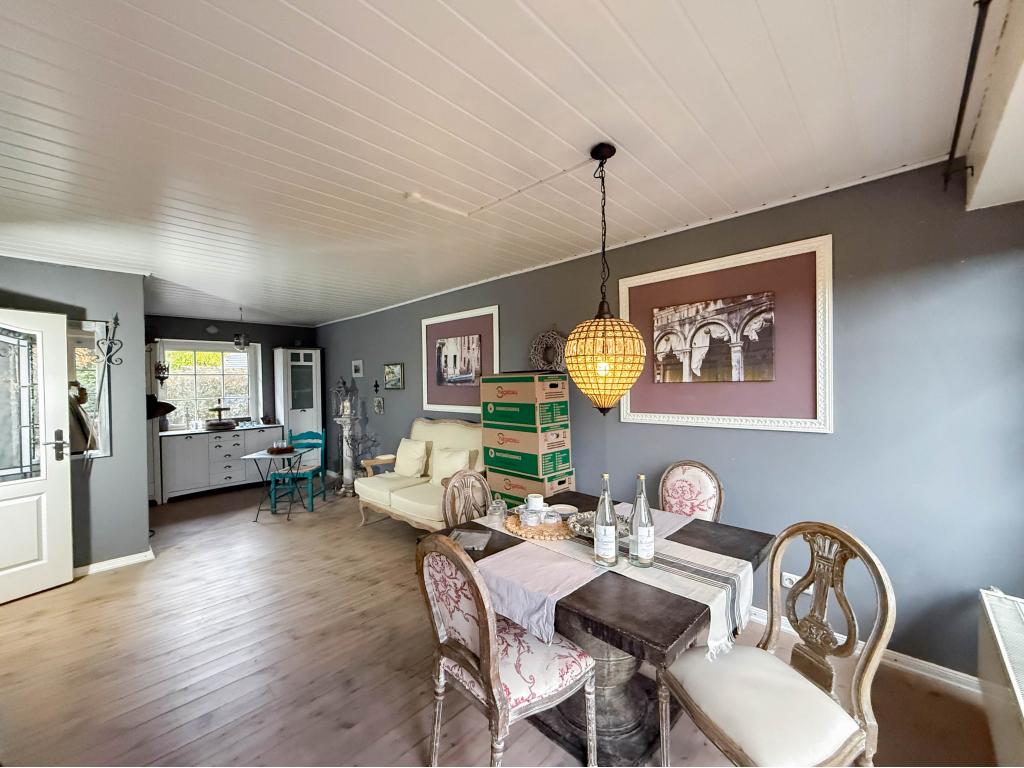 Reihenhaus: Wohn- und Essbereich