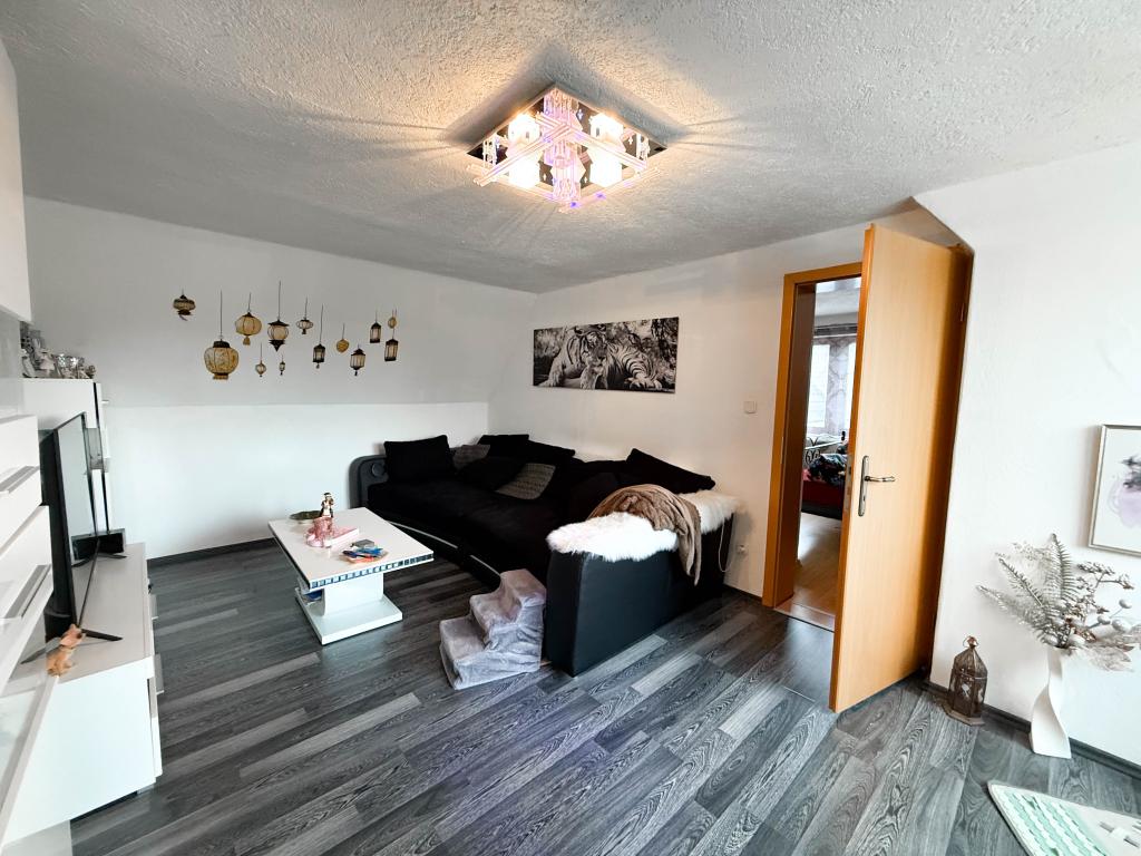 Wohnzimmer DG Doppelhaushälfte: Wohnzimmer DG