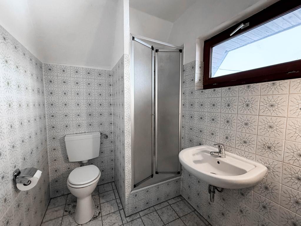 DG - Bad Einfamilienhaus: DG - Bad