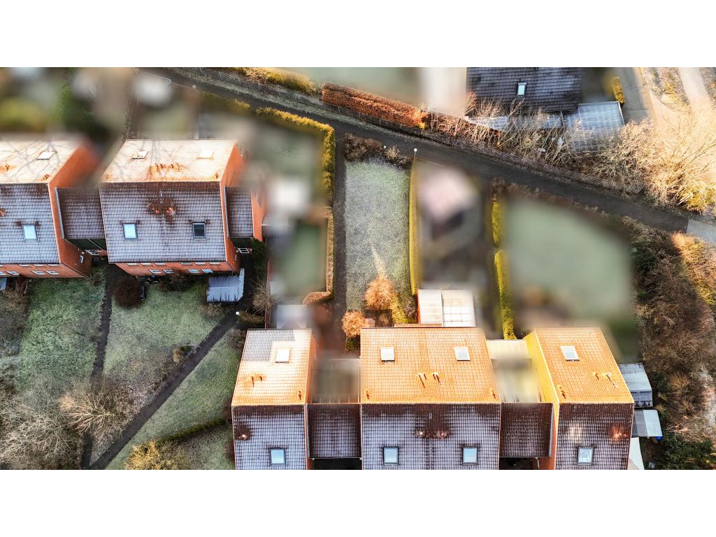 Grundstück Reihenhaus: Grundstück