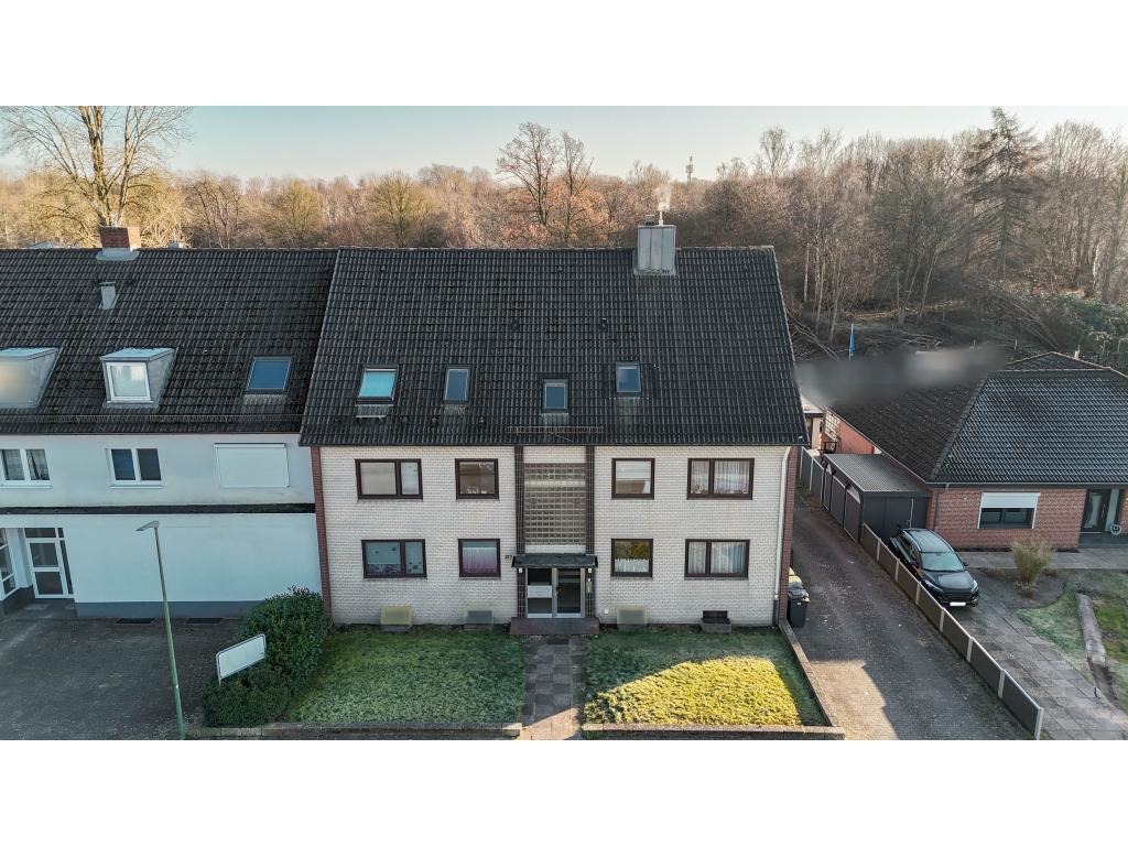 Vorderansicht Mehrfamilienhaus: Vorderansicht