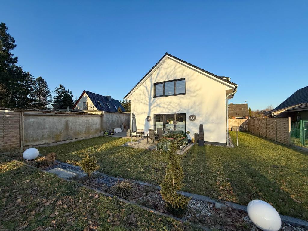 3 Zimmer Wohnung: Au&szlig;enansicht