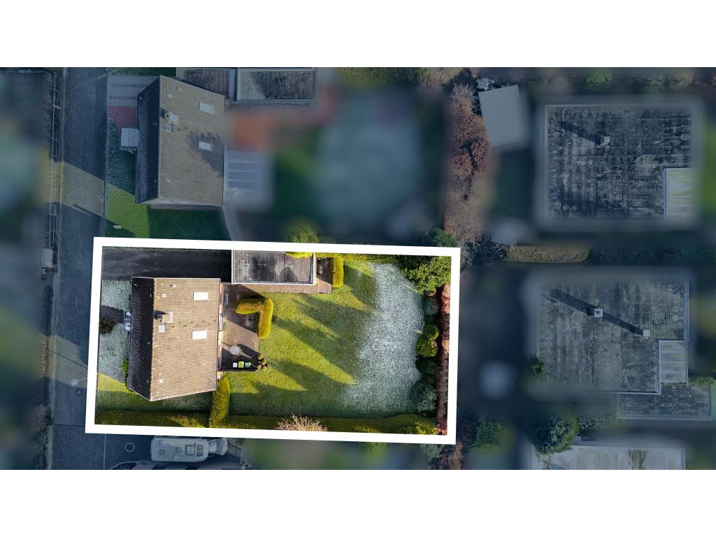 Einfamilienhaus: Grundst&uuml;ck markiert