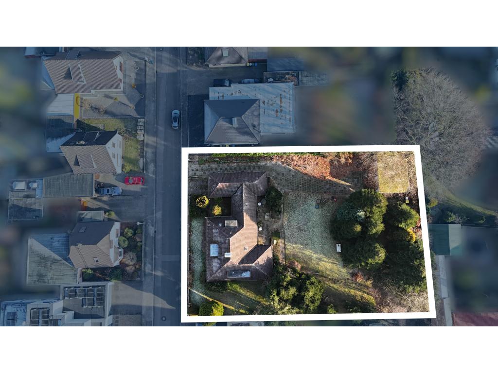 Einfamilienhaus: eingezeichnetes Grundst&uuml;ck