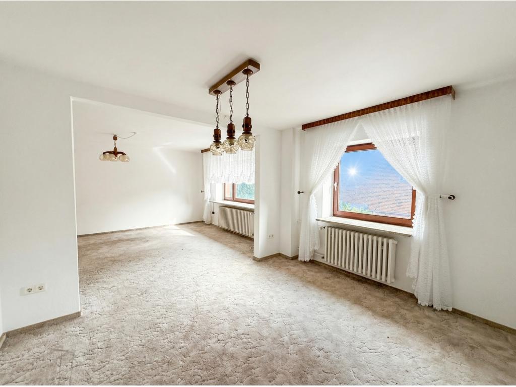 Wohn- und Esszimmer Einfamilienhaus: Wohn- und Esszimmer