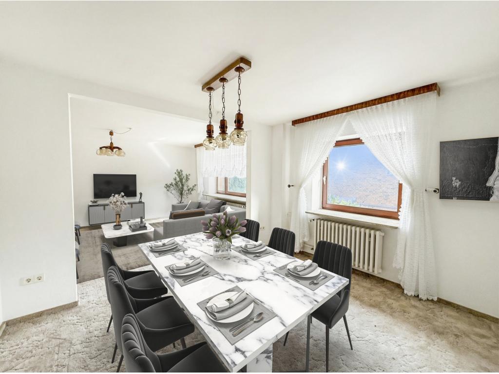 Wohn- und Esszimmer - Digitales Staging Einfamilienhaus: Wohn- und Esszimmer - Digitales Staging