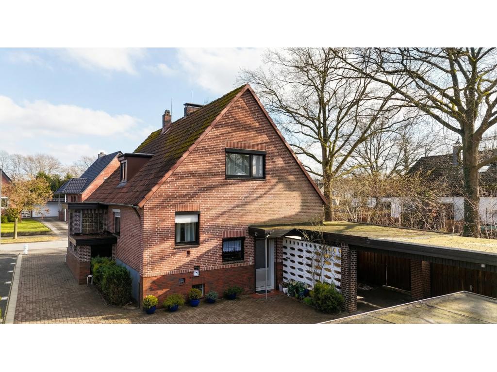 Einfamilienhaus: R&uuml;ckansicht