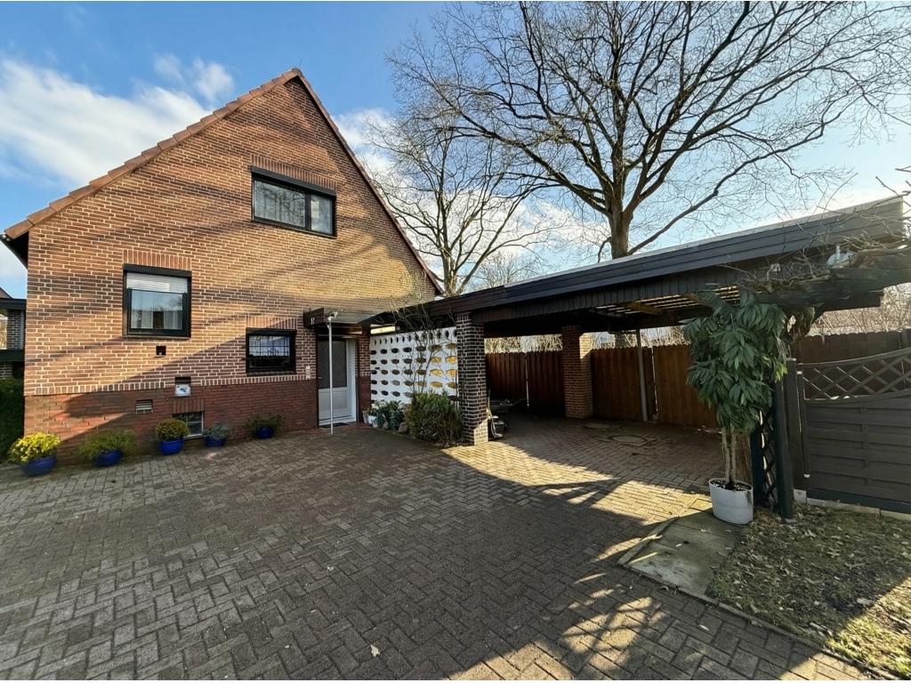 Einfamilienhaus: Carport