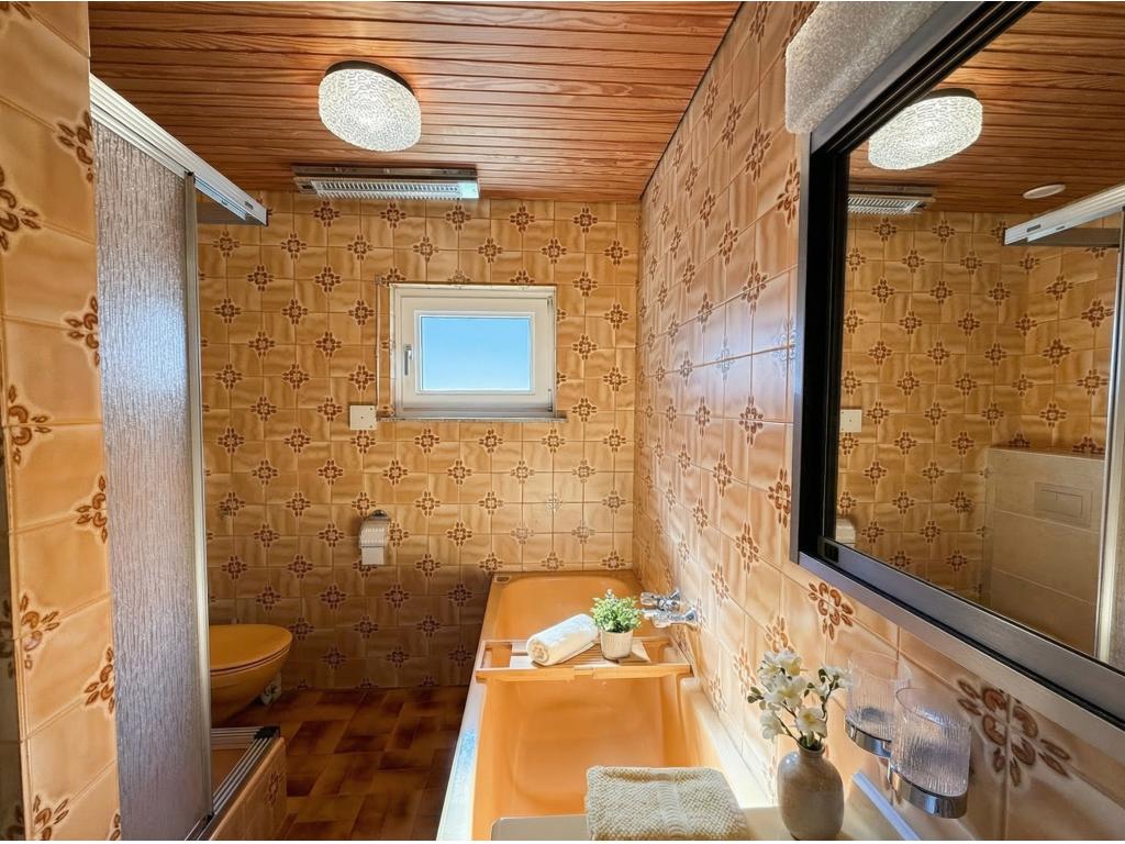 Vollbad Doppelhaushälfte: Vollbad