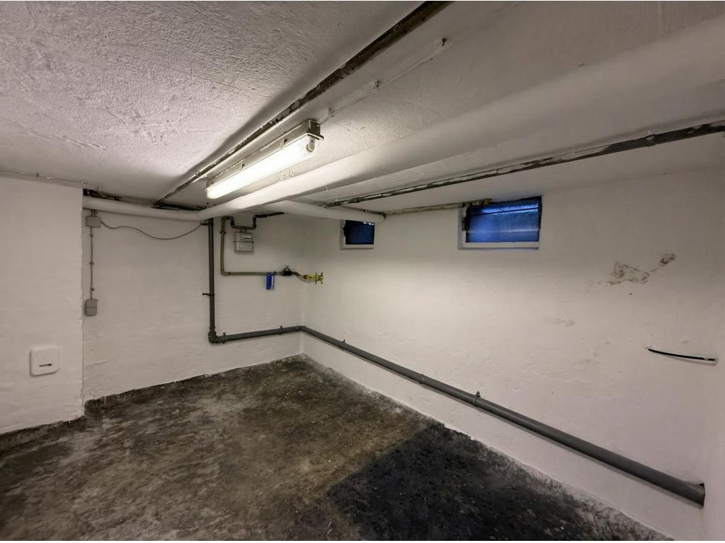 Kellerraum Doppelhaushälfte: Kellerraum