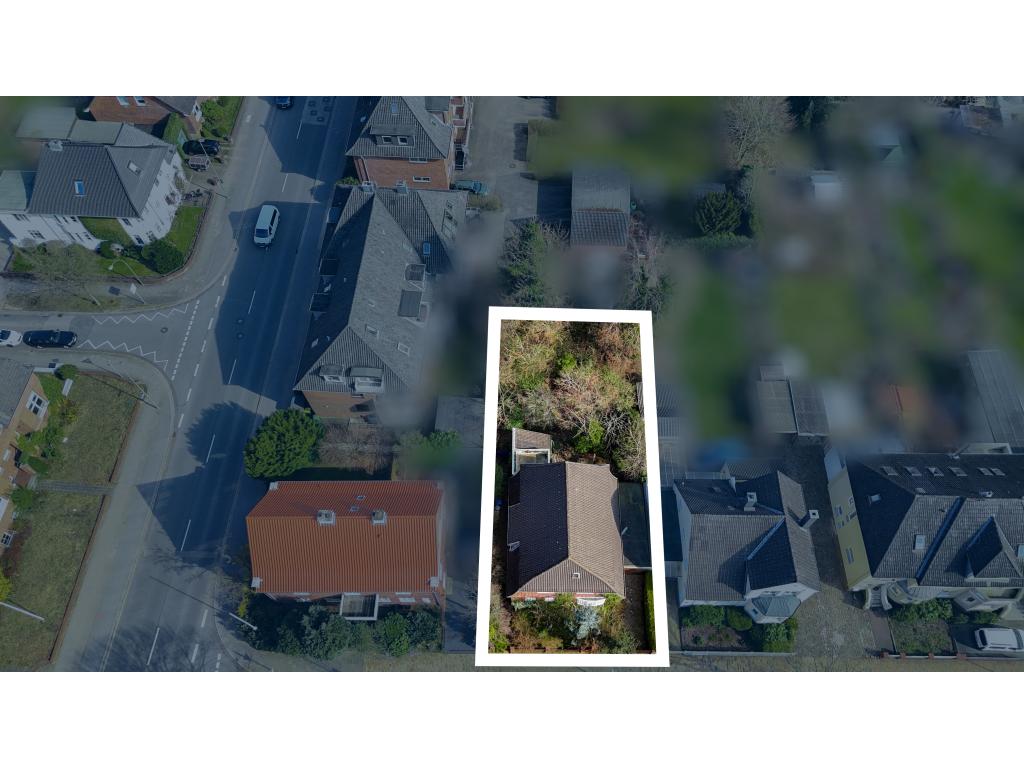 Einfamilienhaus: eingezeichnetes Grundst&uuml;ck