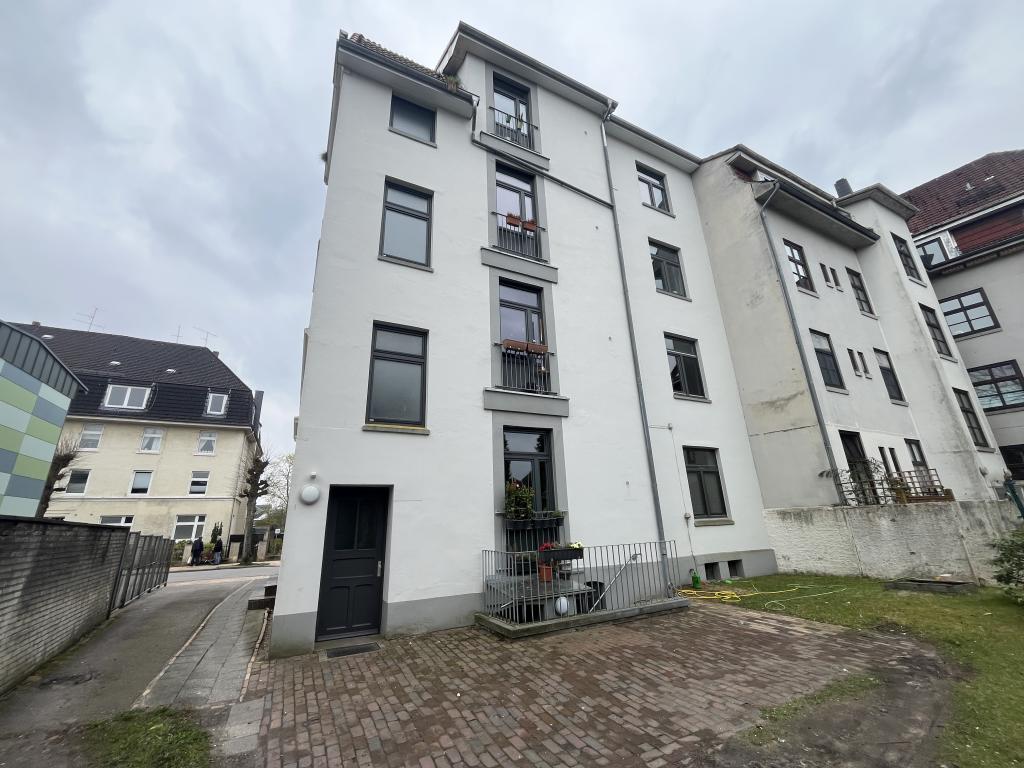 3 Zimmer Wohnung: R&uuml;ckansicht der Wohnung