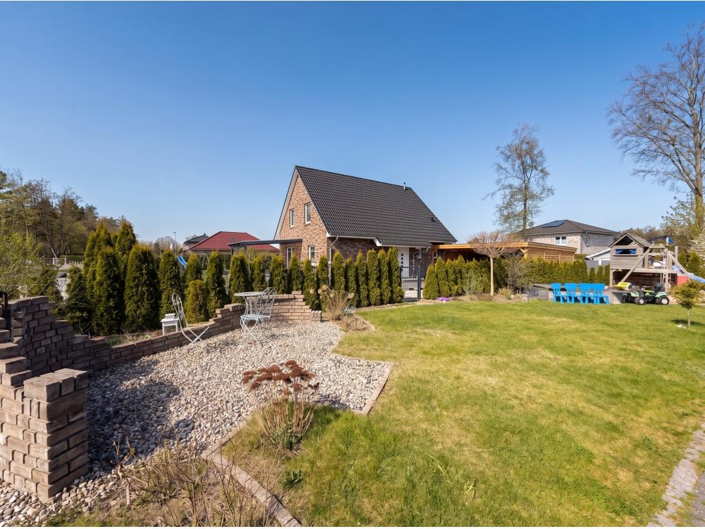 Einfamilienhaus: Garten