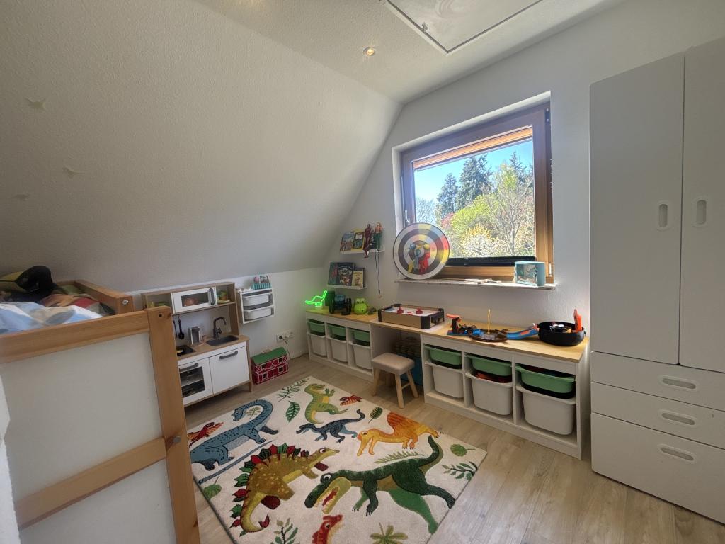 Einfamilienhaus: Kinderzimmer 1