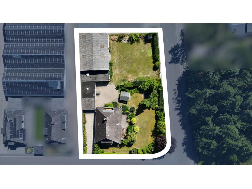 eingezeichnetes Grundstück Einfamilienhaus: eingezeichnetes Grundstück