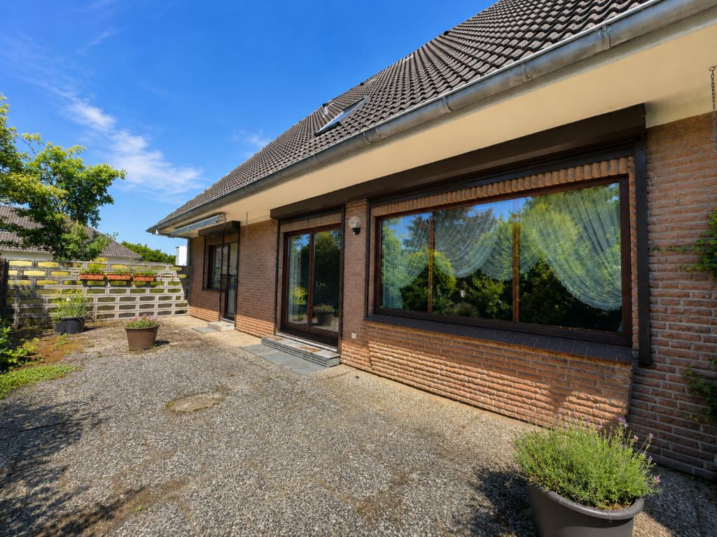 Terrasse Einfamilienhaus: Terrasse