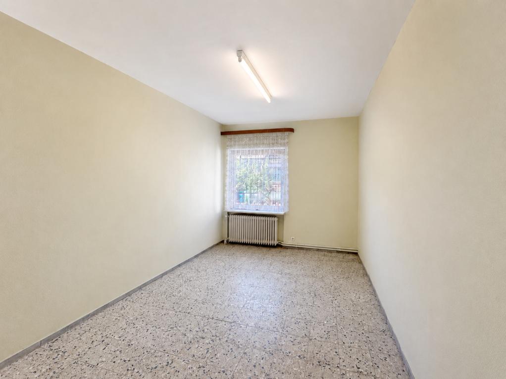 Büroraum 2 - Halle Einfamilienhaus: Büroraum 2 - Halle