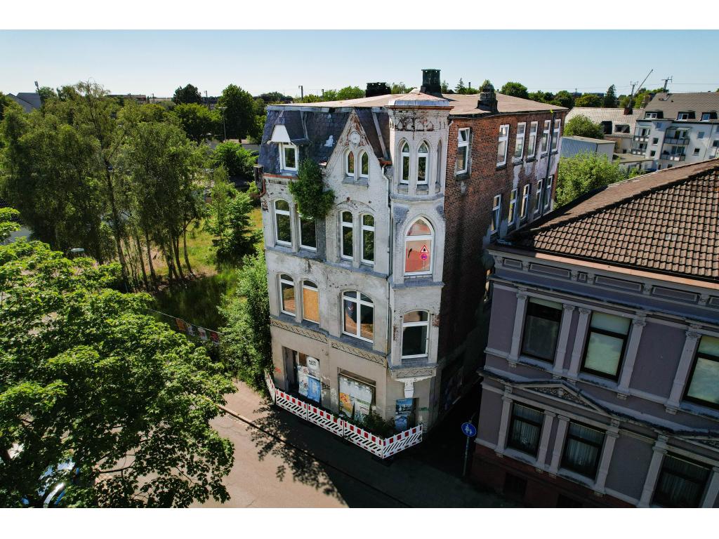 Baugrundstück mit Altbestand! Hotel: Baugrundstück mit Altbestand!