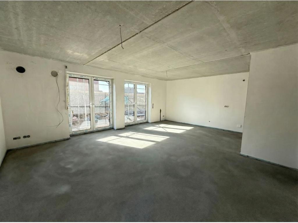 3 Zimmer Wohnung: Wohnbereich im Rohbau