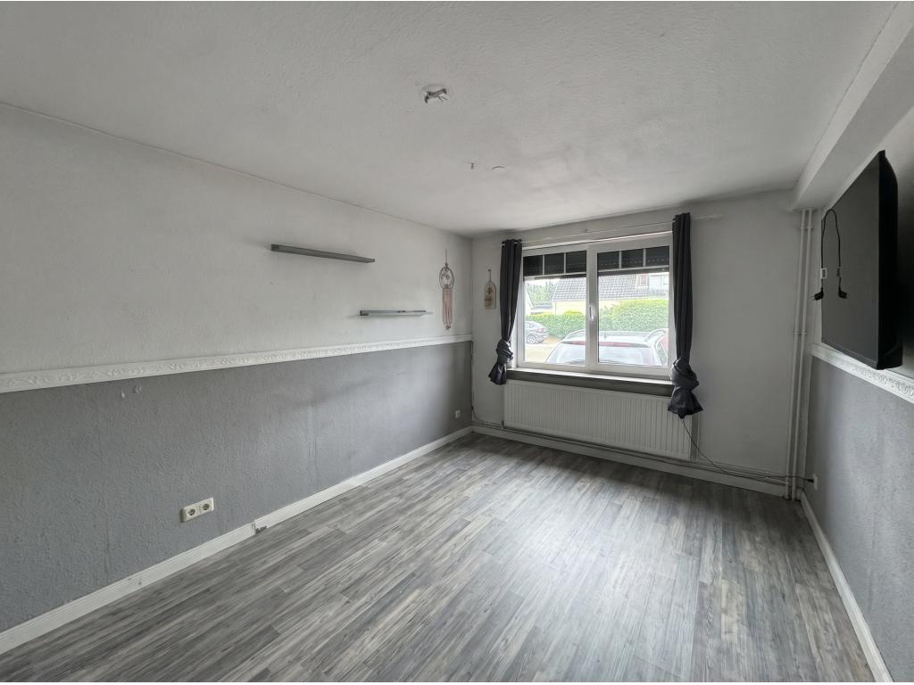 Doppelhaush&auml;lfte: Schlafzimmer EG