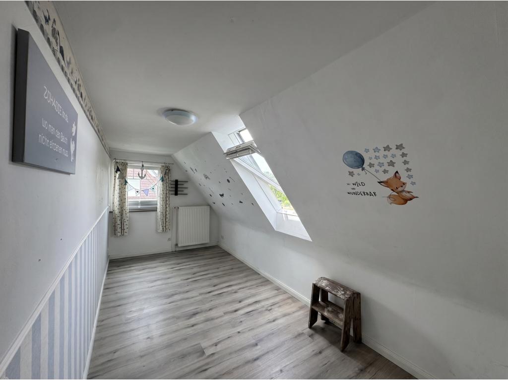 Doppelhaush&auml;lfte: Kinderzimmer OG