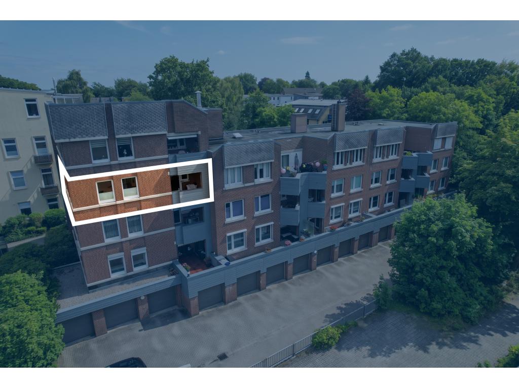 Außenansicht 3 Zimmer Wohnung: Außenansicht