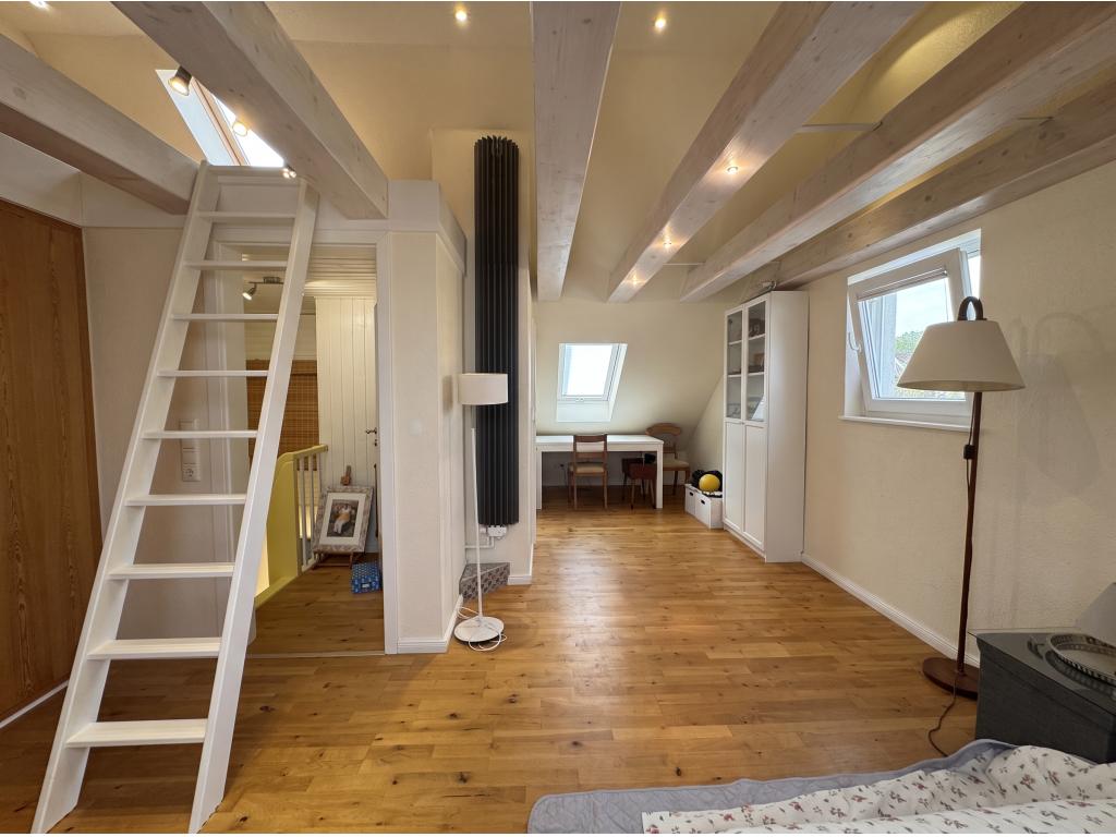 Schlaf- und Arbeitszimmer im DG Reihenhaus: Schlaf- und Arbeitszimmer im DG