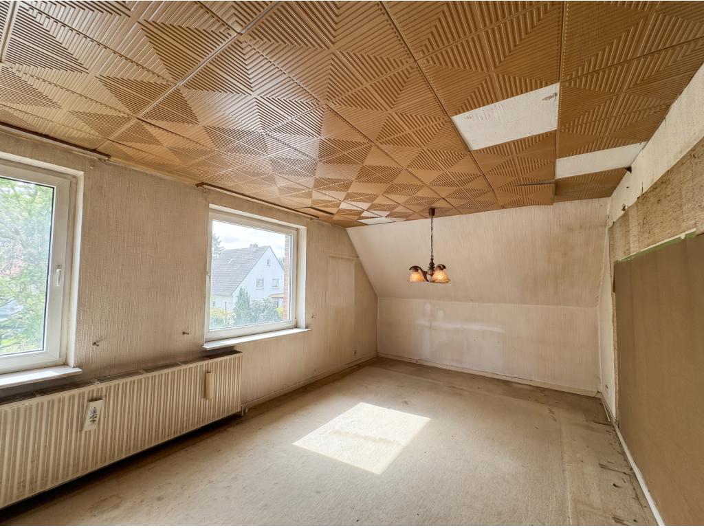 Wohn- oder Schlafzimmer im DG Einfamilienhaus: Wohn- oder Schlafzimmer im DG