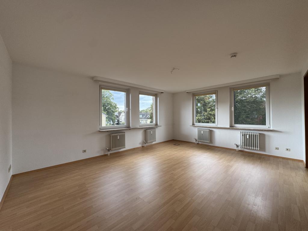 Wohnzimmer 3 Zimmer Wohnung: Wohnzimmer