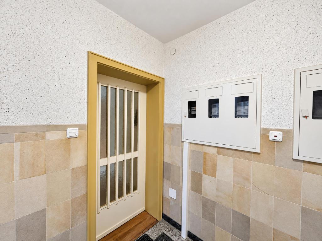 3 Zimmer Wohnung: Wohnungseingang
