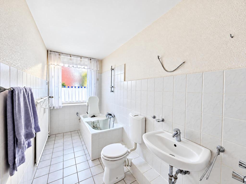 3 Zimmer Wohnung: Badezimmer