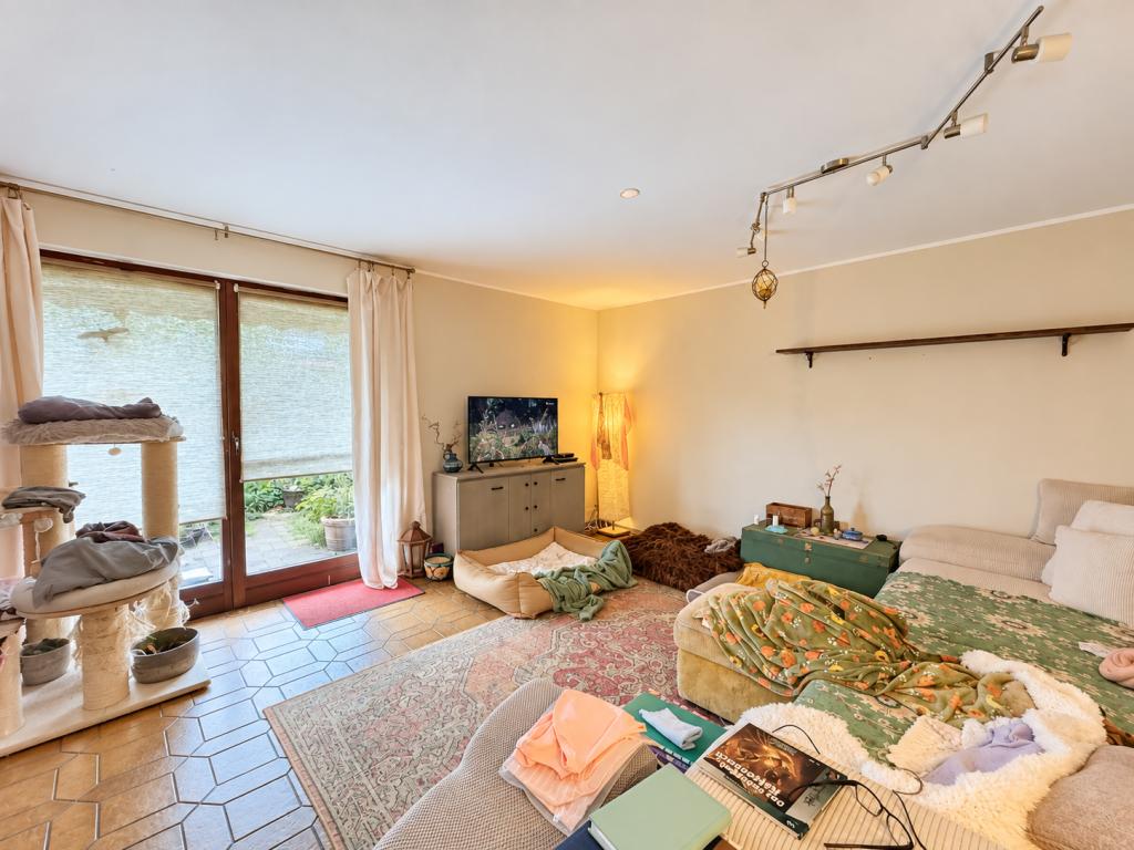 Wohnzimmer - zweite Wohneinheit Einfamilienhaus: Wohnzimmer - zweite Wohneinheit