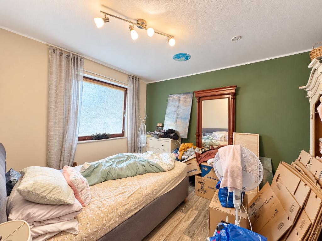 Schlafzimmer - zweite Wohneinheit Einfamilienhaus: Schlafzimmer - zweite Wohneinheit