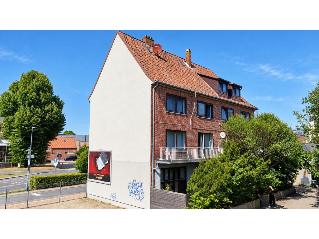 Rückansicht Mehrfamilienhaus: Rückansicht